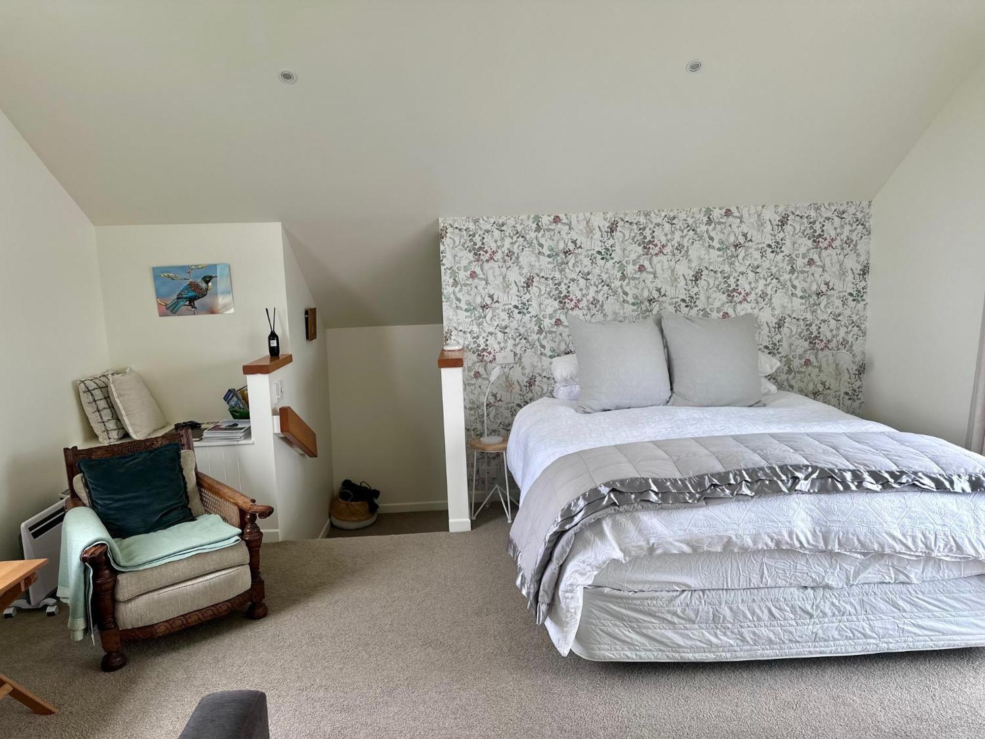 Le Gra Vineyard And Winery Bed & Breakfast Masterton Exterior photo
